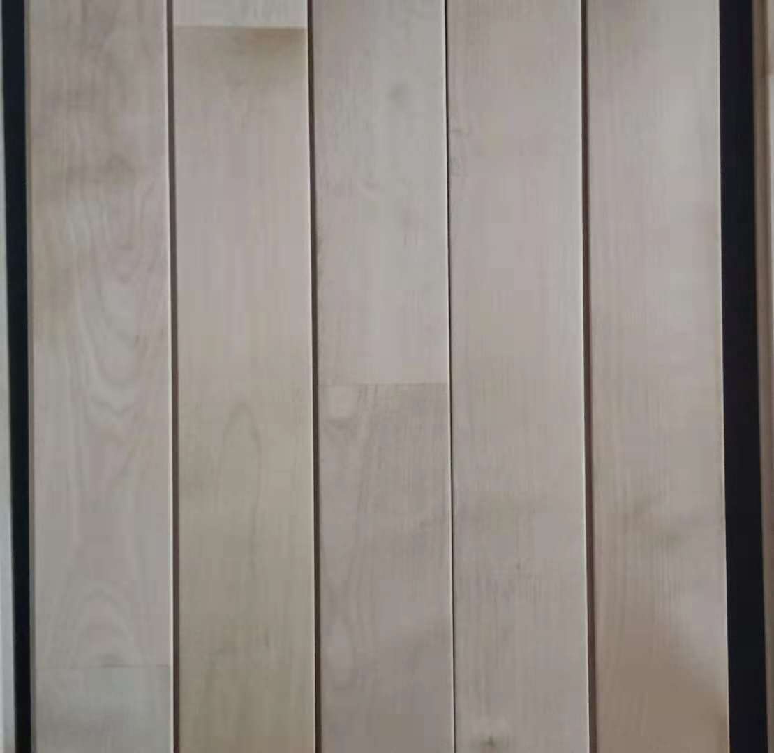 楓(feng)樺木(mu).jpg